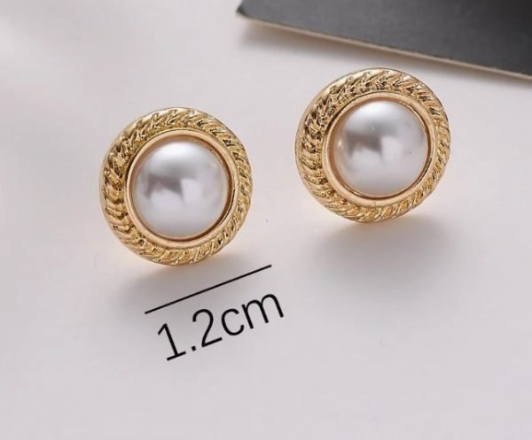 Vintage Gold Pearl Stud Earrings - Image 4