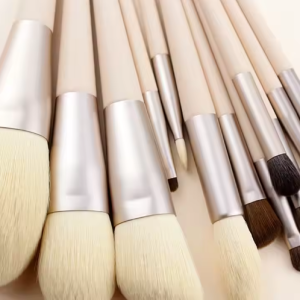 12-Piece Wooden Handle Makeup Brush Set